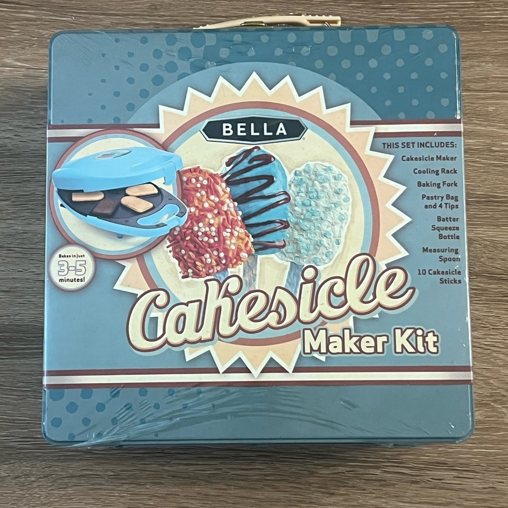 Bella Cakesicle Maker Kit